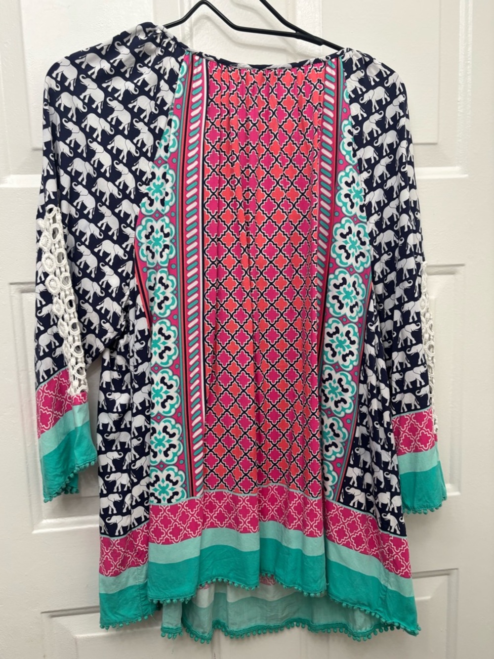 crown & ivy Pink and Navy Geometric Print Tunic - Picture 5 of 9